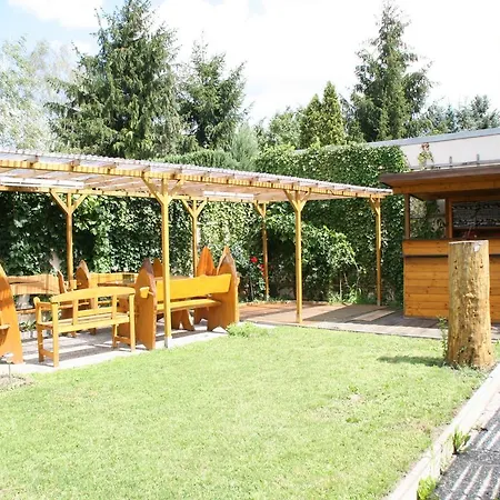 Monteurwohnung Fuer 6 Personen - Highspeed Wifi & Kostenlose Parkplaetze 3*